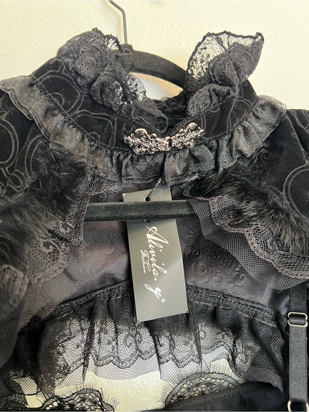 Black Lace Ostrich Feather Bolero Topper Top Gothic Victorian Halloween Costume - Picture 7 of 12